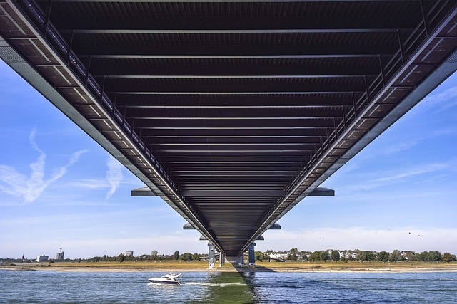 Grund structuri metalice- hhtotal.ro